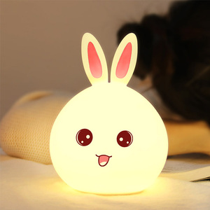 萌兔胶硅小夜灯插电遥控喂奶创意兔子拍拍灯迷你梦幻卧室床头台灯